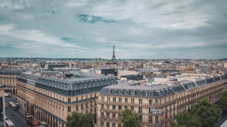 Header Eiffeltoren uitzicht vanaf galeries lafayette Parijs