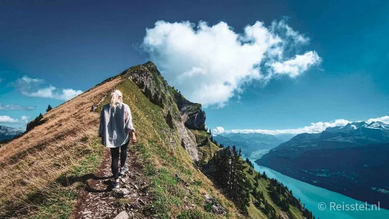 Spectaculair uitzicht - Augstmatthorn hike | header