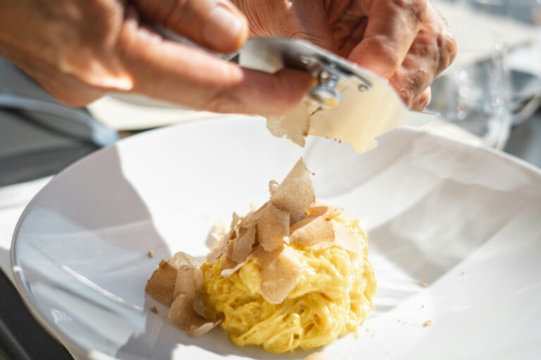 Truffel hoofdstad Italië | Alba Tips | Header | Andrea Cairone via Unsplash