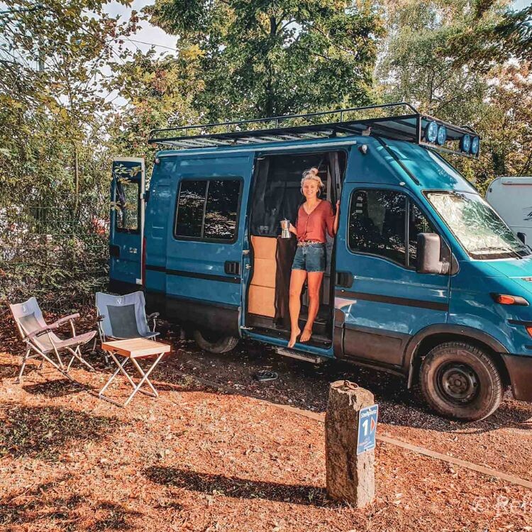 Reisstel.nl | Bus of camper laten ombouwen, zelf klussen of fabriekscamper