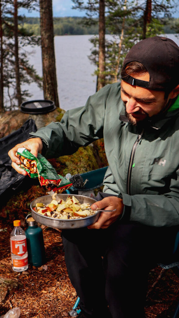 Eten klaarmaken | The Canoe Trip