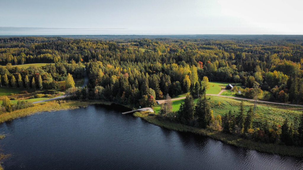 The Never Ending Roadtrip | Camperplaats Estland