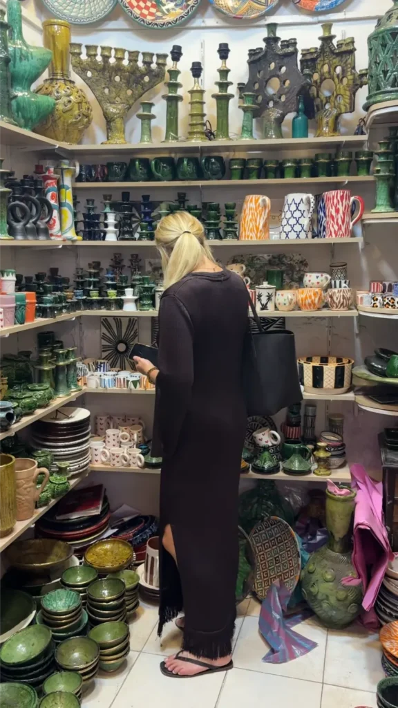 Onderhandelen in Souks Marrakech