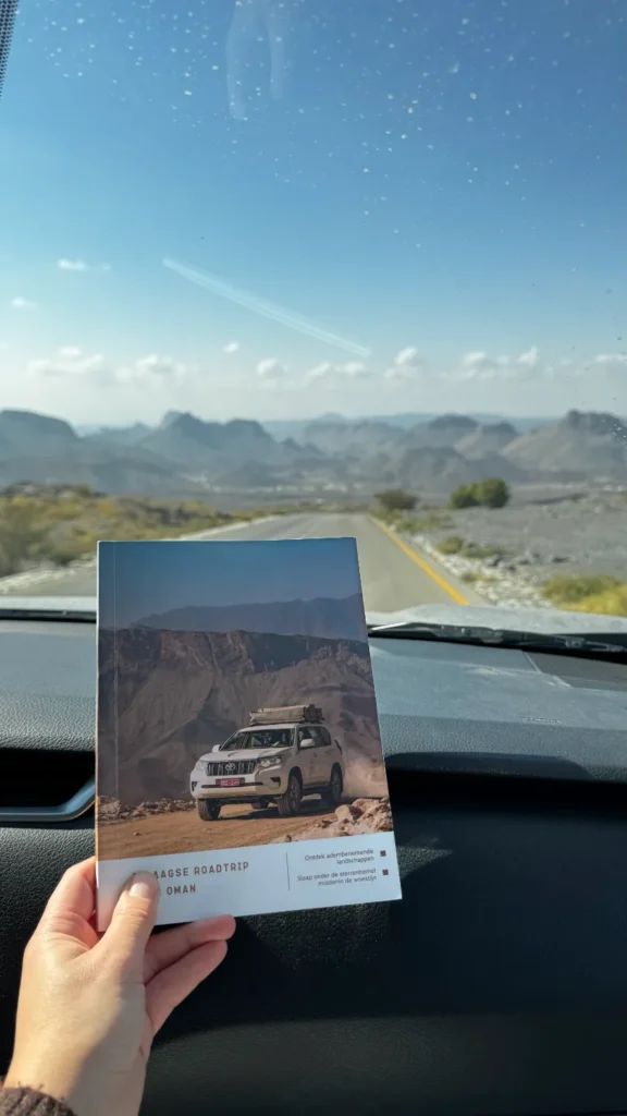 Reisstel.nl | Wildkamperen in Oman met 4×4 en daktent: onze ervaring & praktische tips Oman Nomads Roadbook